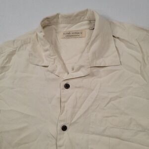 Island Republic Men 100% Silk‎ Camp Shirt Large Beige Textured Button Up